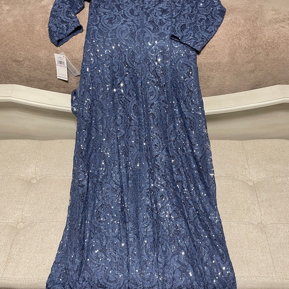 Women’s Evening Gown - Picture 8 of 9